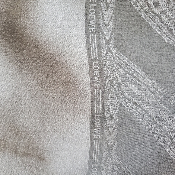 Loewe Luxury Scarf Price Drop - Picture 3 of 4